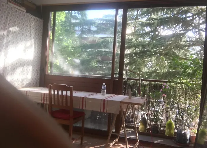Gardens, Pool And ! Apartment La Celle-Saint-Cloud